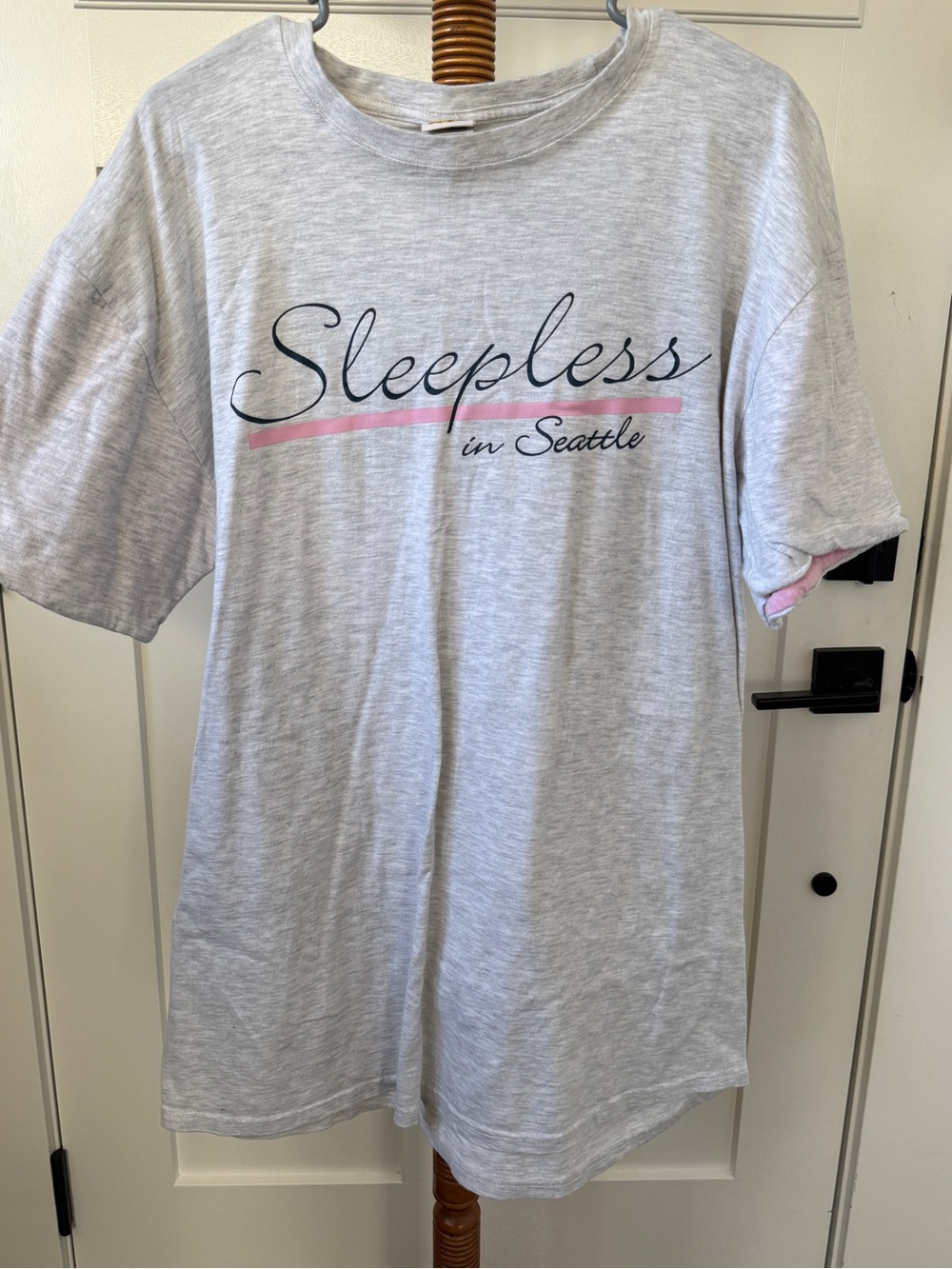 Vintage 1990’s- Sleepless in Seattle Women's Gray Graphic Pajama T-Shirt